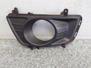 KIA CARENS III 06-11 KRATKA HALOGENU LEWA 2/5 MINIATURA