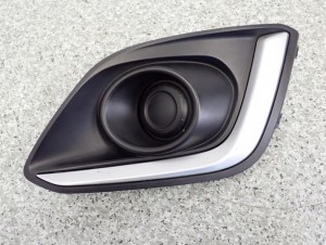 SUZUKI SWIFT IV MK7 10 - 17 ZAŚLEPKA HALOGENU LEWA