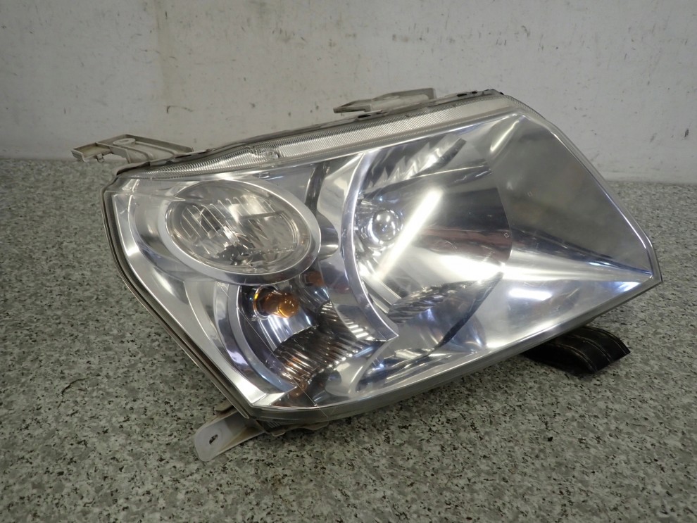 SUZUKI GRAND VITARA II 05- 3 DRZWI LAMPA PRZEDNIA REFLEKTOR PRAWY EUROPA 4/8