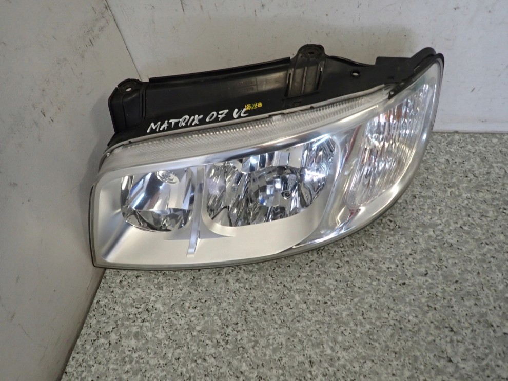 HYUNDAI MATRIX 05-07 LAMPA PRZEDIA LEWA 3/8
