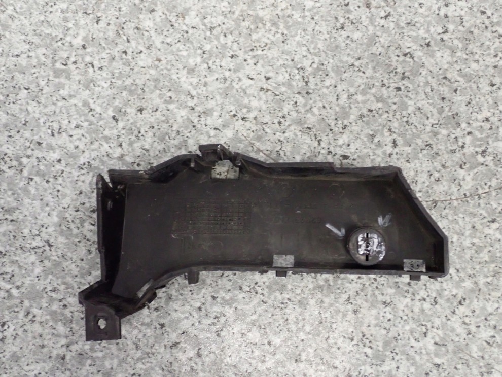 NISSAN ALMERA N16 03-06 ŚLIZG ZDERZAKA PRZEDNI LEWY 3/8