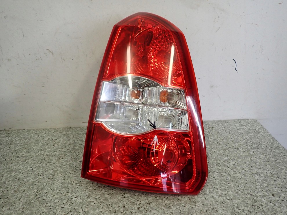 LACETTI NUBIRA KOMBI 03- LAMPA TYLNA PRAWA 1/10