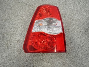 LACETTI NUBIRA KOMBI 03- LAMPA TYLNA LEWA