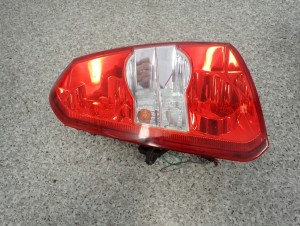 LACETTI NUBIRA KOMBI 03- LAMPA TYLNA LEWA 2/5 MINIATURA