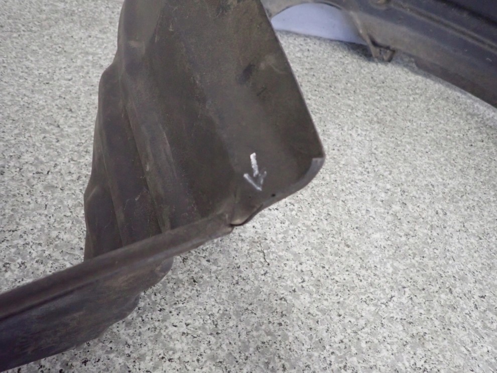 SUZUKI LIANA 01-05 NADKOLE PRZEDNIE LEWE 4/6
