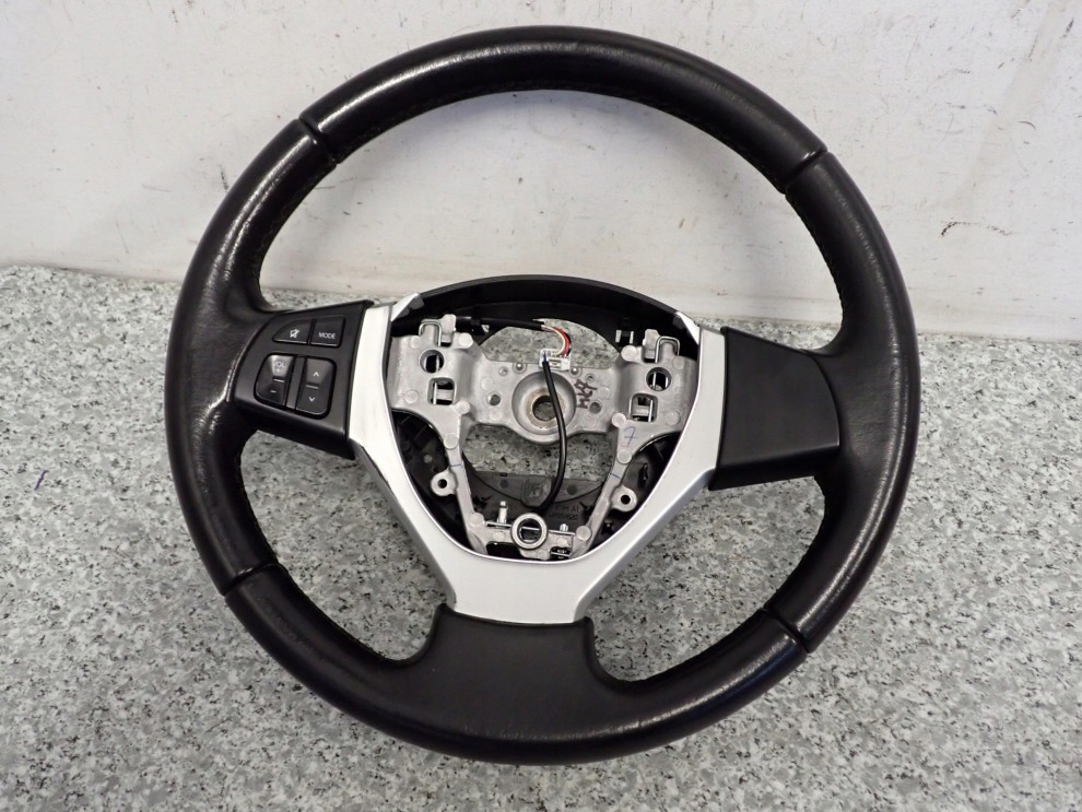 SUZUKI SWIFT 04-10 KIEROWNICA MULTIMEDIA KOŁO 8/8
