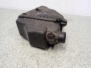 TOYOTA PREVIA 00-06 2.0 D4D OBUDOWA FILTRA POWIETRZA PRZEPŁYWOMIERZ 4/8 MINIATURA