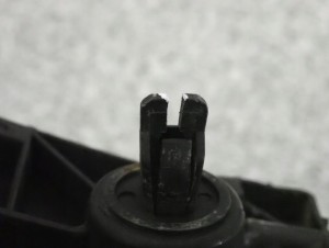 MAZDA 2 II 07- DE ŚLIZG ZDERZAKA PRZEDNI PRAWY 5/5 MINIATURA