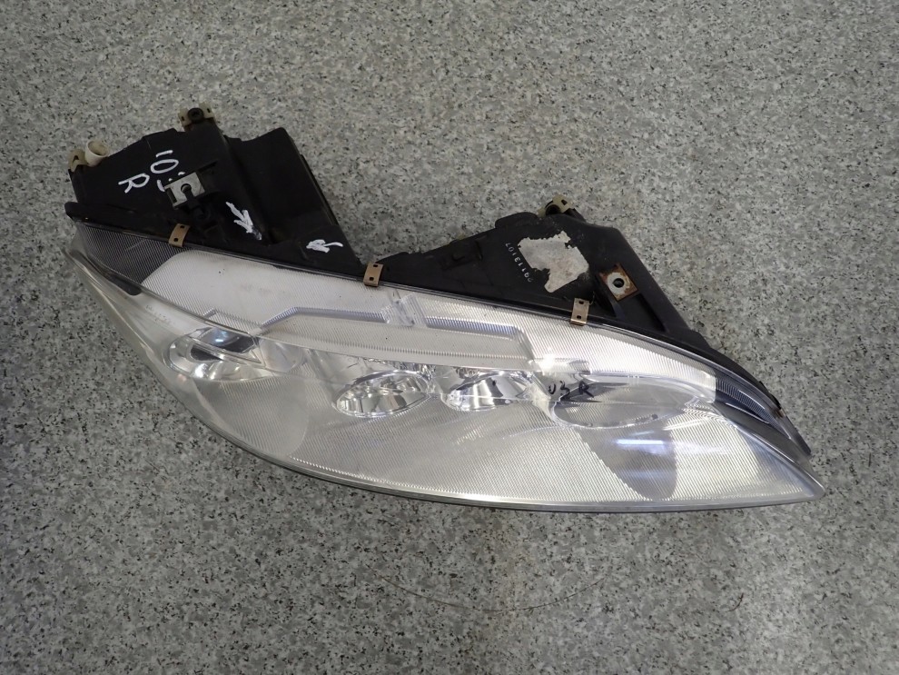 MAZDA 6 5d 02-05 LAMPA PRZEDNIA PRAWA REFLEKTOR 2/9