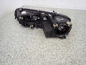 MAZDA 6 5d 02-05 LAMPA PRZEDNIA PRAWA REFLEKTOR 4/9 MINIATURA