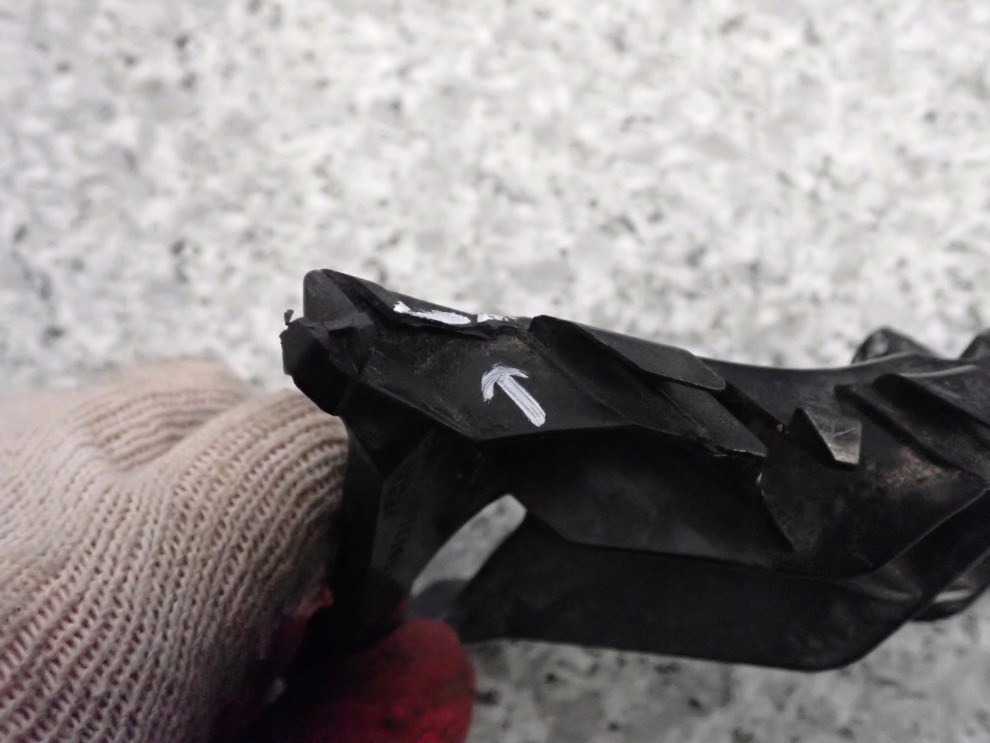 TOYOTA AYGO 06-12 ŚLIZG ZDERZAKA PRZEDNI LEWY 4/5