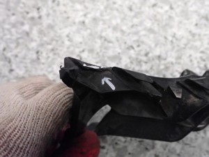 TOYOTA AYGO 06-12 ŚLIZG ZDERZAKA PRZEDNI LEWY 4/5 MINIATURA