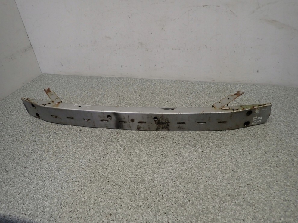 TOYOTA COROLLA E12 02- 04 BELKA ZDERZAKA PRZÓD PRZEDLIFT 3/9
