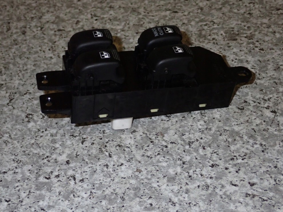 HYUNDAI SANTA FE 01- PANEL STROWANIA SZYBAMI PRZEDNI LEWY PRZEŁĄCZNIK 3/8