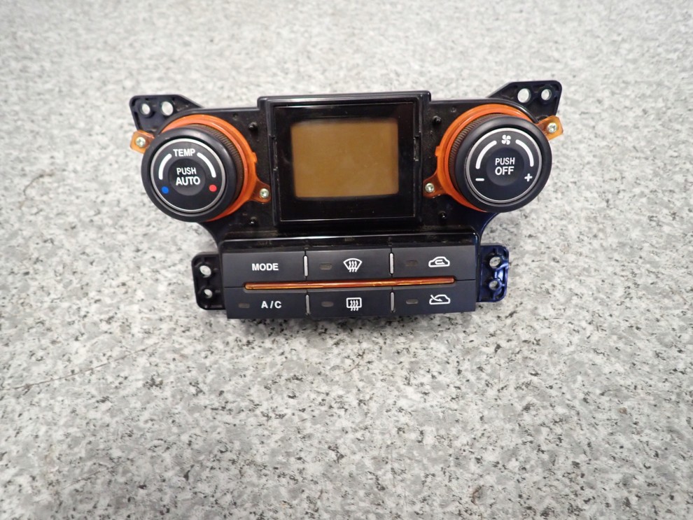 KIA CARENS III 06- PANEL STEROWANIE NAWIEWU 1/4