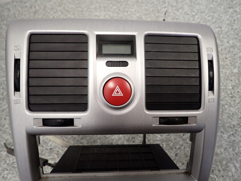 HYUNDAI GETZ 06- RAMKA RADIA KONSOLA PANEL OGRZEWANIA 3/7