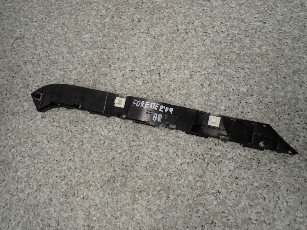 SUBARU FORESTER III SH 09- ŚLIZG ZDERZAKA TYLNY PRAWY 1/4