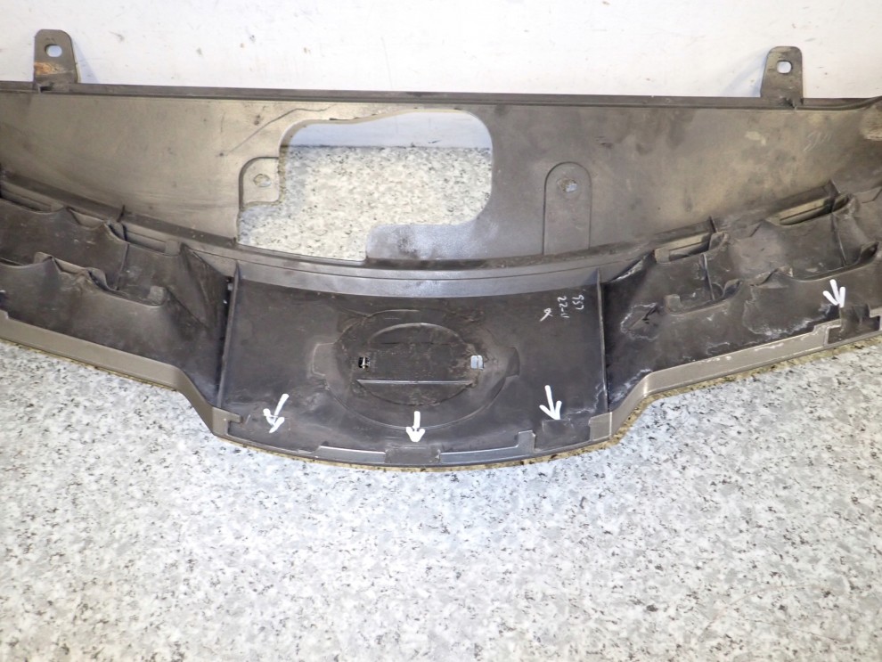 NISSAN NOTE 06-09 ATRAPA ZDERZAKA GRILL 6/9