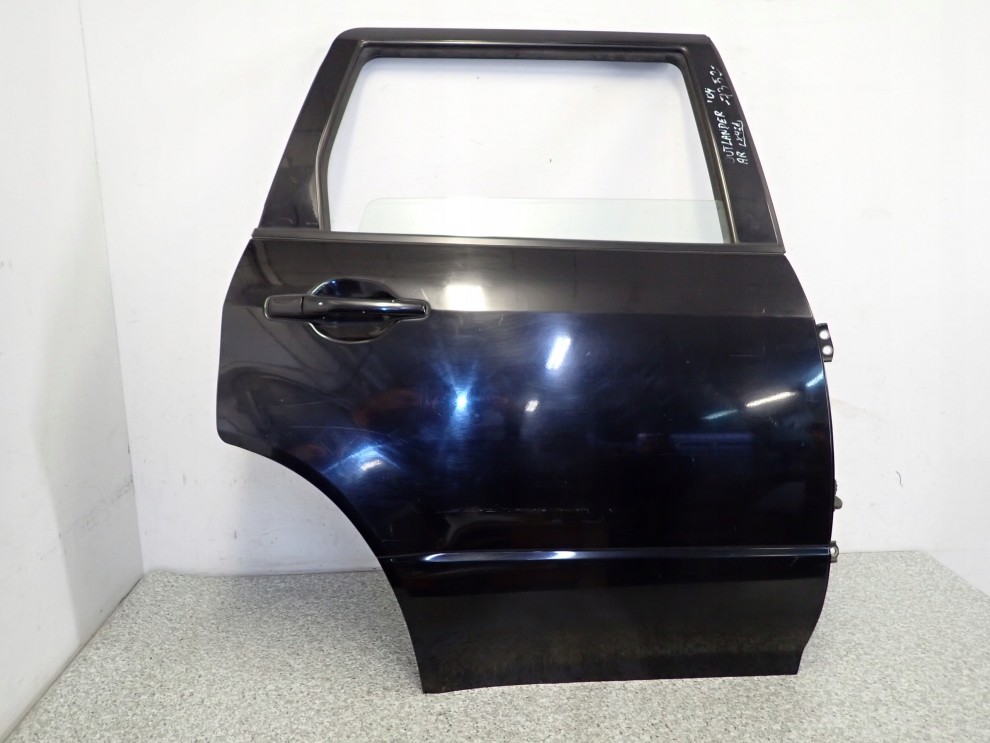 MITSUBISHI OUTLANDER 03-06 DRZWI TYLNE PRAWE X42 6/12