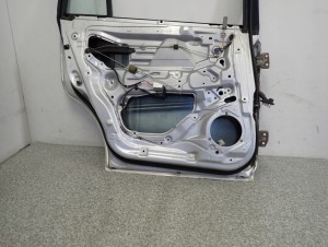 MAZDA PREMACY 99- DRZWI TYLNE LEWE 9/11 MINIATURA