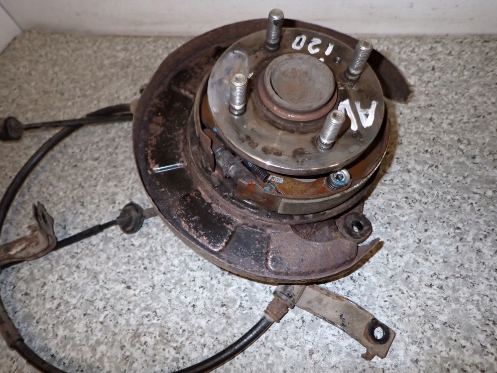 HYUNDAI i20 08-12 TARCZA KOTWICZNA TYLNA LEWA 3/5