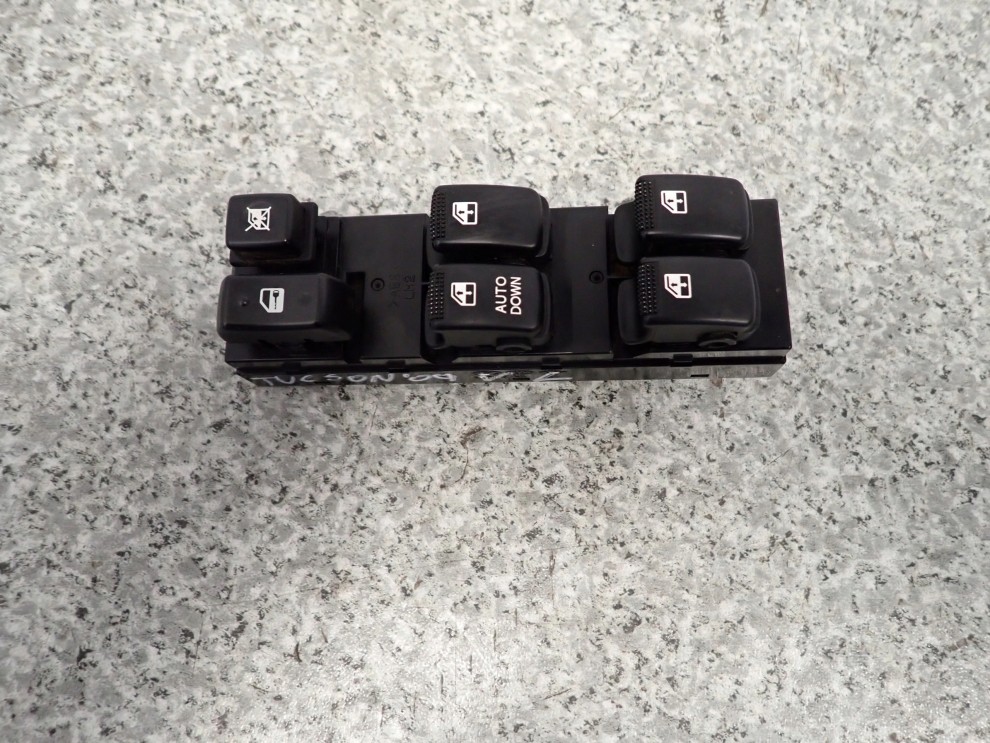 HYUNDAI TUCSON 04- PANEL STEROWANIA SZYB PRZEDNI LEWY 1/6