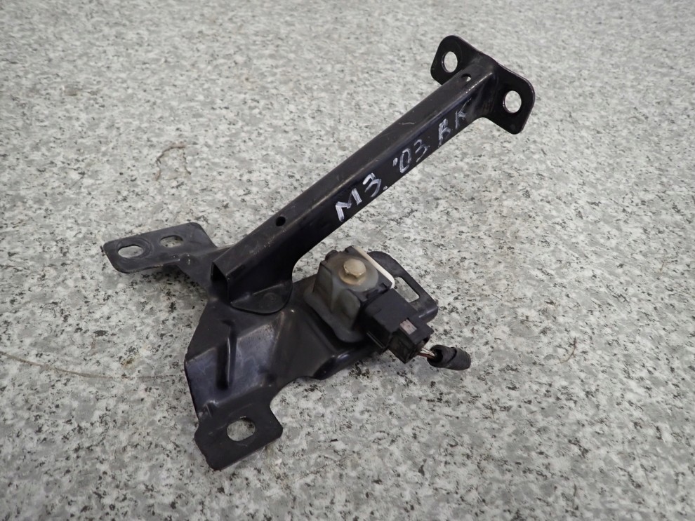 MAZDA3 MAZDA 3 BK 03-07- WSPORNIK ZAMKA MASKI CZUJNIK UDERZENIOWY 3/5