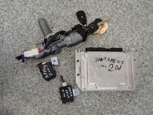 SANTA FE I 2.0 CRDI 01-05 ZESTAW STARTOWY STACYJKA KOMPUTER 5/6 MINIATURA