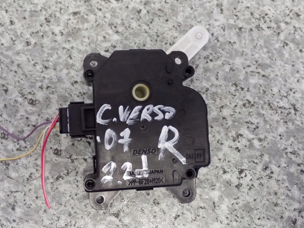 COROLLA VERSO 04- AVENSIS T25 NASTAWNIK SILNICZEK KLAPEK NAGRZEWNICY PRAWY 1/6