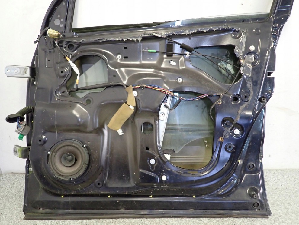 SUZUKI GRAND VITARA 06- DRZWI PRZEDNIE PRAWE ZJ3 GOŁE 12/12