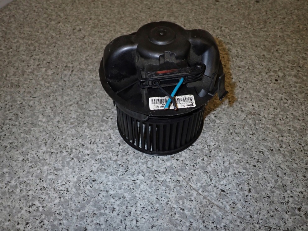 TOYOTA AYGO 05-12 WENTYLATOR NAGRZEWNICY DMUCHAWA 3/7