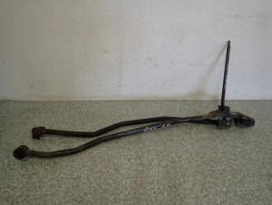 NISSAN ALMERA TINO 1.8 BENZ 00-06 LEWAREK ZMIANY BIEGÓW DRĄŻKI