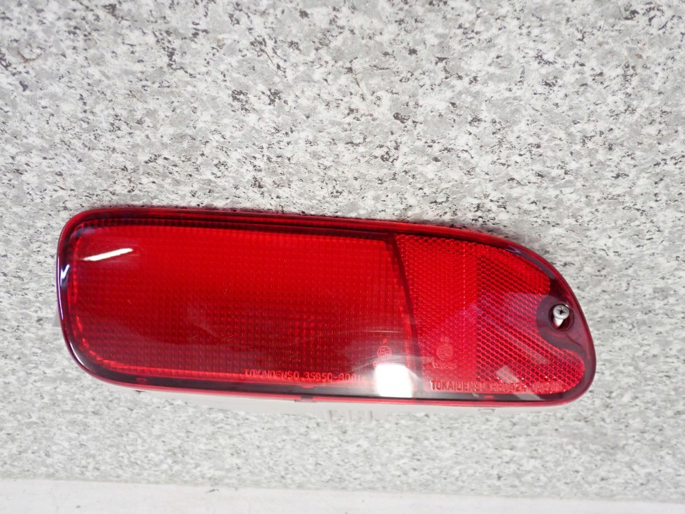 SUZUKI IGNIS 00-03 LAMPA PRZECIWMGIELNA TYLNA PRAWA BLENDA 2/5