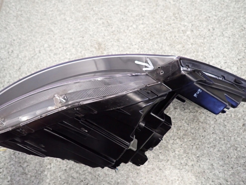 KIA SOUL I 09-11 REFLEKTOR PRZEDNI LEWY LAMPA PRZEDNIA LEWA EUROPA 11/12