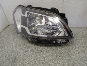 KIA SOUL I 09-11 REFLEKTOR PRZEDNI PRAWY LAMPA PRZEDNIA PRAWA EUROPA 3/8 MINIATURA