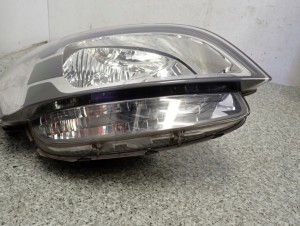 KIA SOUL I 09-11 REFLEKTOR PRZEDNI PRAWY LAMPA PRZEDNIA PRAWA EUROPA 5/8 MINIATURA