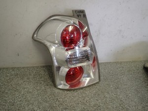 TOYOTA COROLLA VERSO 07- LAMPA TYLNA LEWA LIFT 3/7 MINIATURA