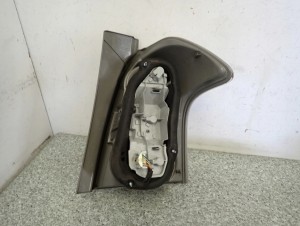 TOYOTA COROLLA VERSO 07- LAMPA TYLNA LEWA LIFT 7/7 MINIATURA