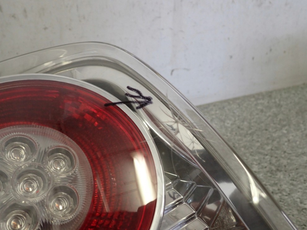 TOYOTA VERSO 09-13 LAMPA TYLNA LEWA 7/11