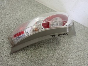 TOYOTA VERSO 09-13 LAMPA TYLNA LEWA 5/11 MINIATURA