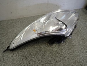 SUZUKI SWIFT MK7 10-16 REFLEKTOR PRZEDNI PRAWY LAMPA PRZÓD EUROPA 3/6 MINIATURA