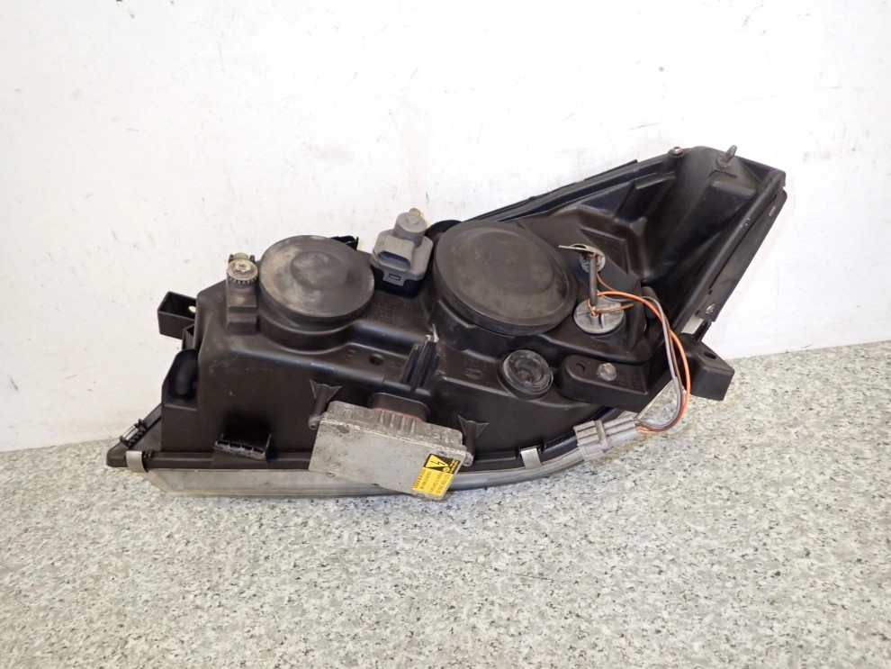NISSAN PRIMERA 02- 07 P12 LAMPA PRZEDNIA PRAWA XENON EUROPA 7/8
