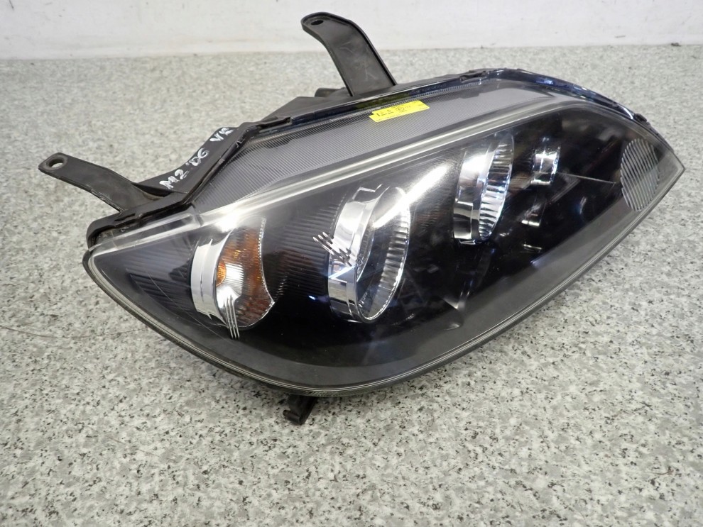 MAZDA2 MAZDA 2 05-07 LAMPA PRZEDNIA PRAWA REFLEKTOR 4/11