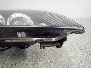 MAZDA2 MAZDA 2 05-07 LAMPA PRZEDNIA PRAWA REFLEKTOR 11/11 MINIATURA