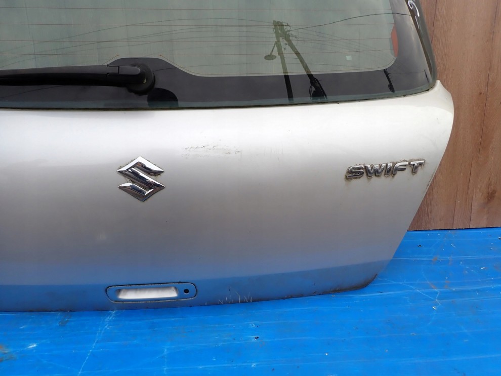 SUZUKI SWIFT MK6 04-09 KLAPA BAGAŻNIKA SZYBA TYLNA ZCC 7/12