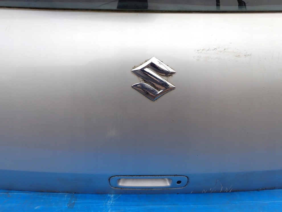 SUZUKI SWIFT MK6 04-09 KLAPA BAGAŻNIKA SZYBA TYLNA ZCC 8/12