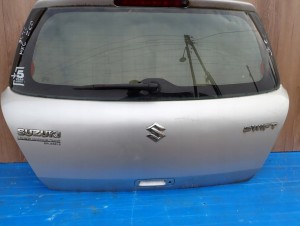 SUZUKI SWIFT MK6 04-09 KLAPA BAGAŻNIKA SZYBA TYLNA ZCC 5/12 MINIATURA