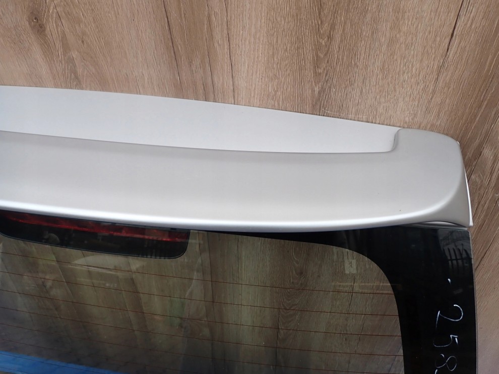 SUZUKI IGNIS 00-03 KLAPA BAGAŻNIKA SZYBA TYLNA Z2S 4/9
