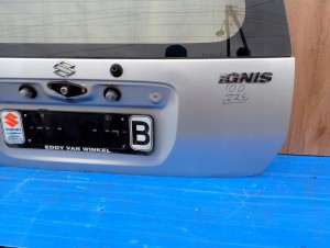 SUZUKI IGNIS 00-03 KLAPA BAGAŻNIKA SZYBA TYLNA Z2S 5/9 MINIATURA