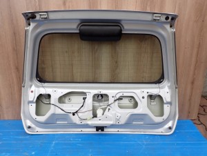SUZUKI IGNIS 00-03 KLAPA BAGAŻNIKA SZYBA TYLNA Z2S 8/9 MINIATURA